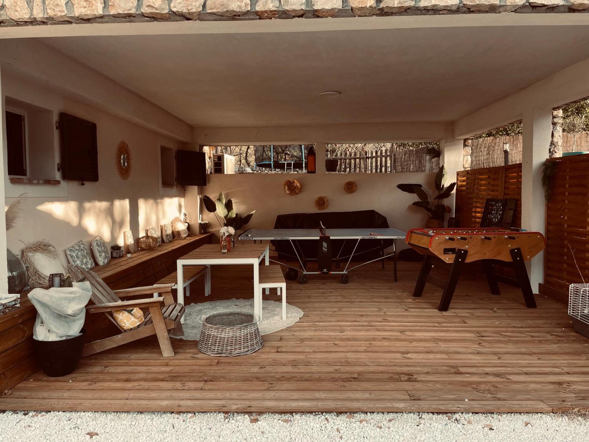 2P Au Coeur Des Montagnes Avec Piscine Chauffee Apartment Puget-Théniers Екстериор снимка
